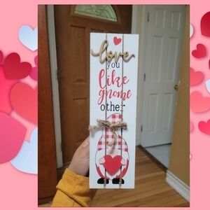 𝅺VALENTINE'S Day Tabletop Decor Assorted